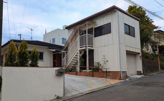 鳶尾５丁目ガレージ付き戸建 外観