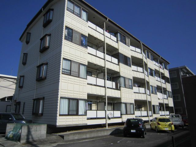 ロワール市川 302号室 外観