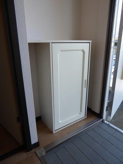 ベイシティメゾンⅢ 玄関