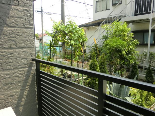 ＡＧＩＮＧ本鵠沼 ベランダ