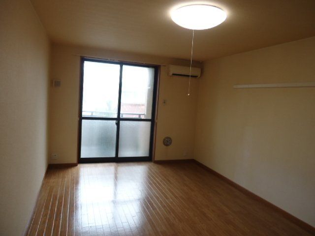 フレンドシップＳＨＯＮＡＮⅡ ベッドルーム