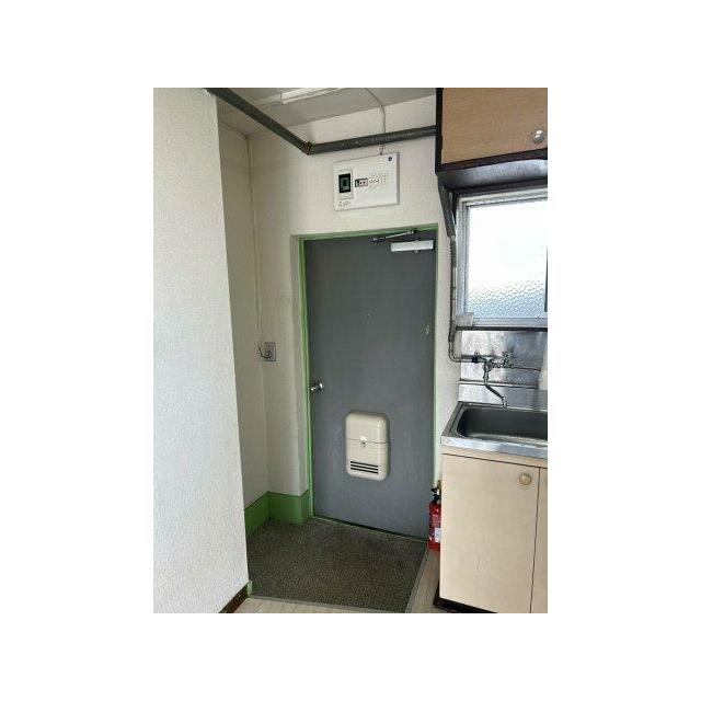 小宮マンション 玄関