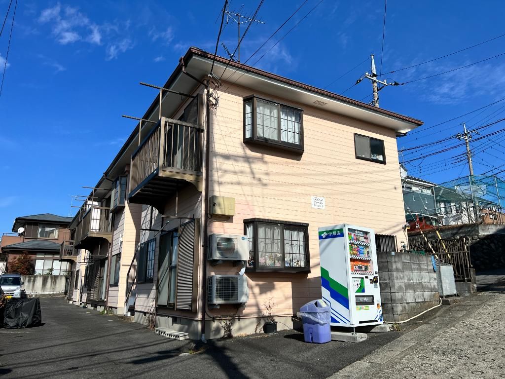 ファースト 201号室 外観