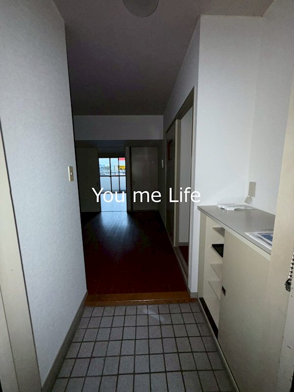 メゾンカミヤ 玄関