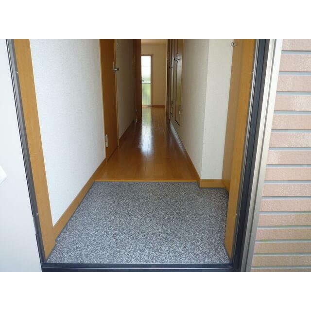アムールハルⅡ 玄関