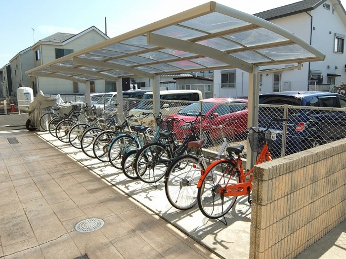 フローラルガーデン 駐車場