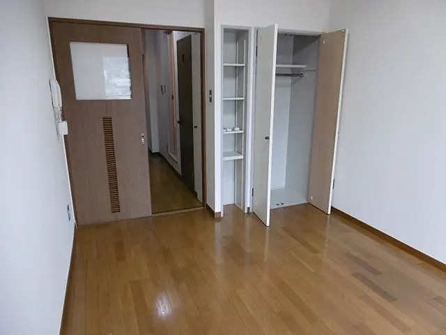 岩崎ビル リビング