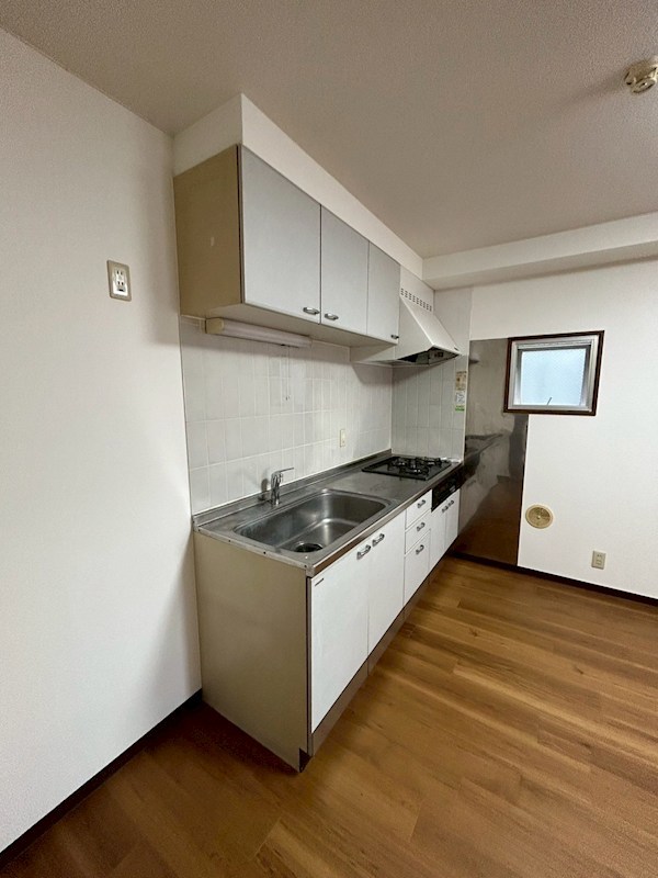 ホワイトレジデンス山口 キッチン