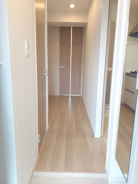 クレメントＭ 玄関