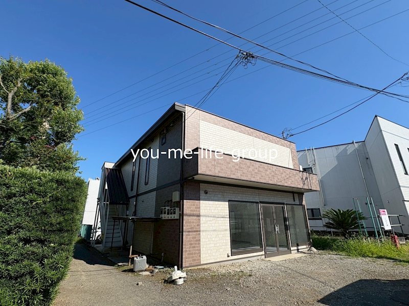 プラッツアイリス 外観