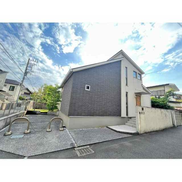 藤沢市鵠沼松が岡３丁目戸建 外観