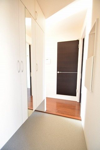 ヴァーシュ　コケット 玄関