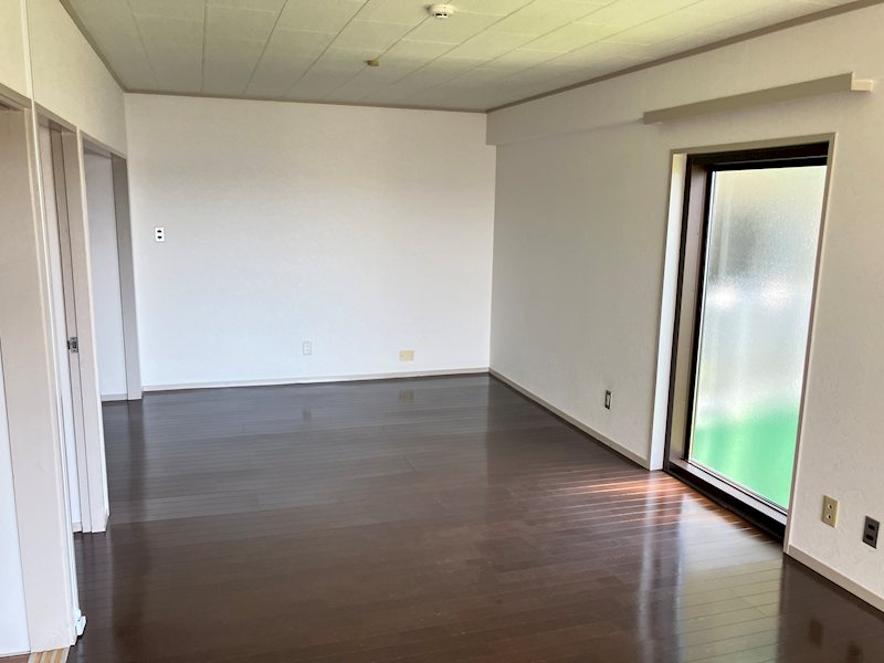 ライオンズマンション大磯 リビング