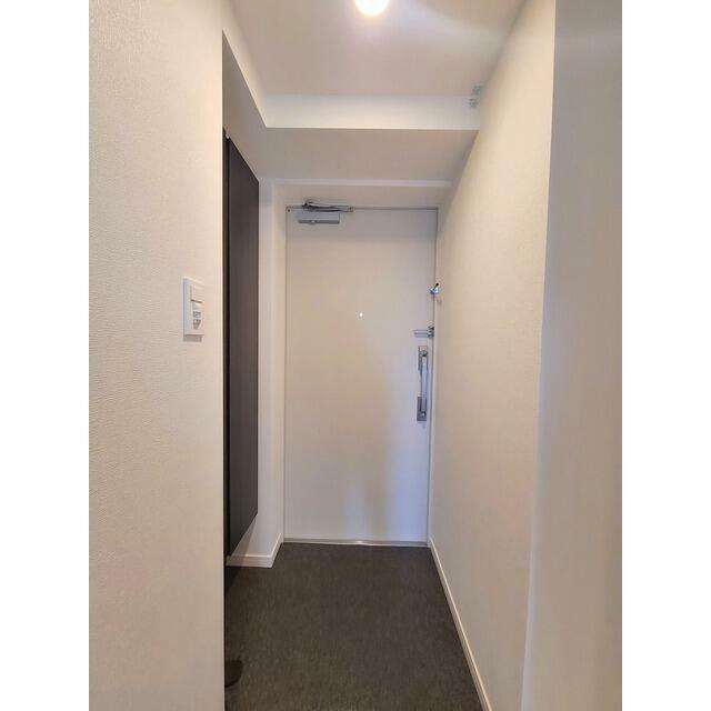 ＬＩＭＥ　ＲＥＳＩＤＥＮＣＥ　ＨＩＲＡＴＳＵＫＡ　ＷＥＳＴ 玄関