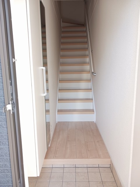 モン　スティル 玄関