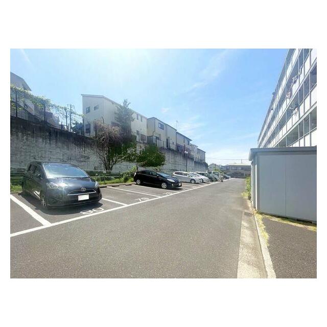 ビレッジハウス亀井野１号棟 その他外観2