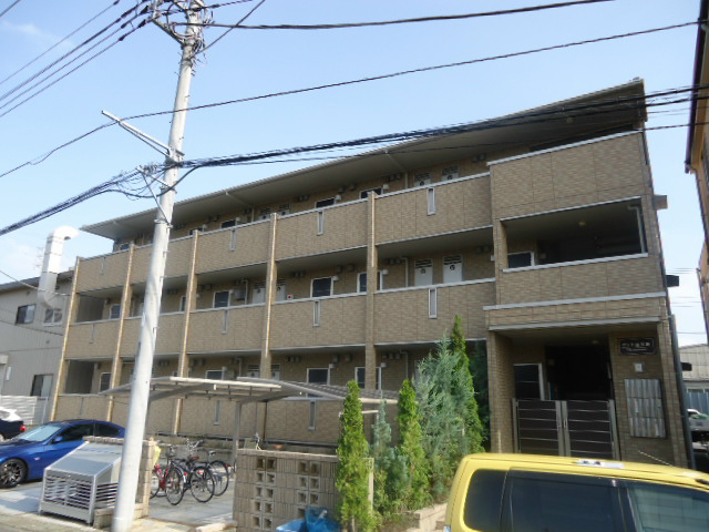 ヴィラ新天地 305号室 外観