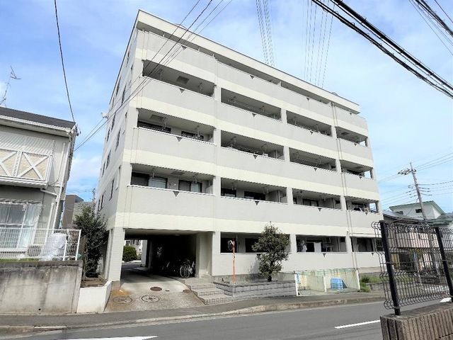 ロイヤルメゾン高森 203号室 外観