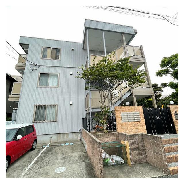 スプルース湘南 201号室 外観