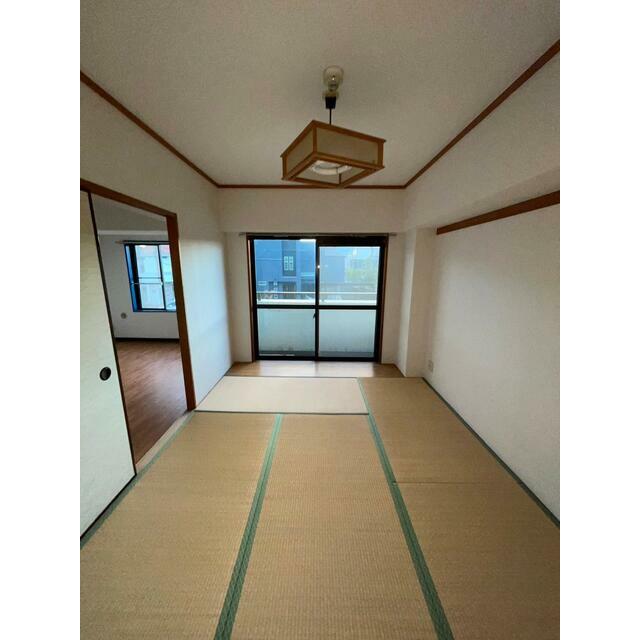 メゾン愛川 ベッドルーム