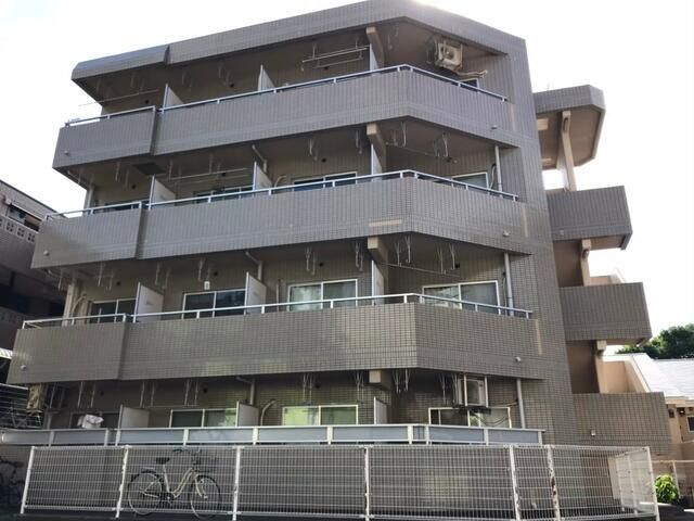 アゼリア東戸塚 201号室 外観