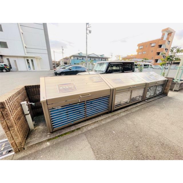 その他12