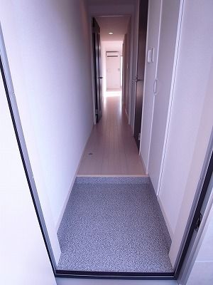 リブリ・湘南 玄関