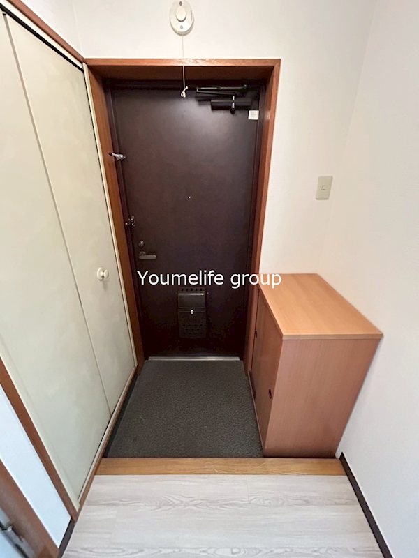 リュミエ本厚木 玄関