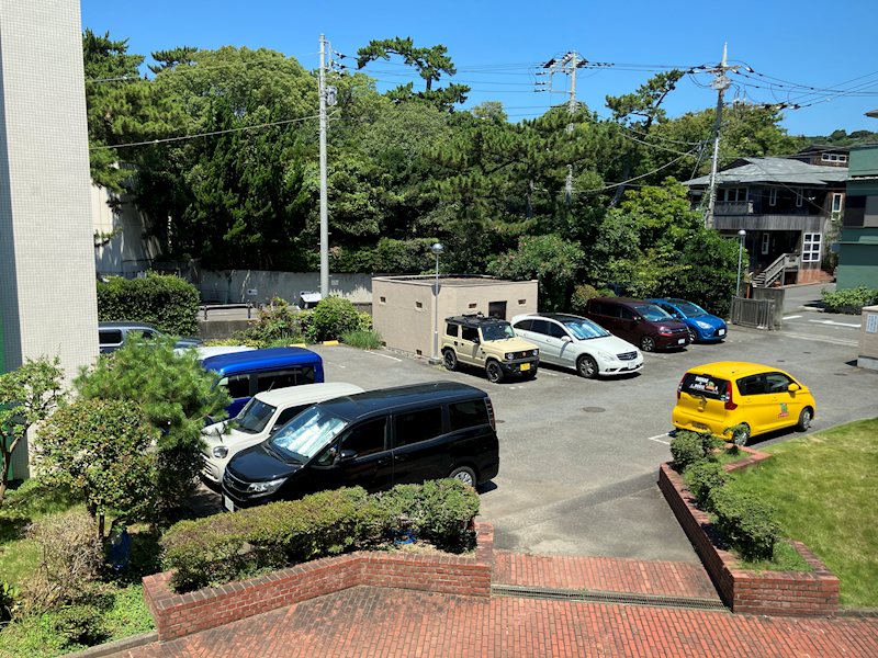 ライオンズマンション大磯 駐車場