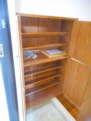 グレース・平塚 玄関