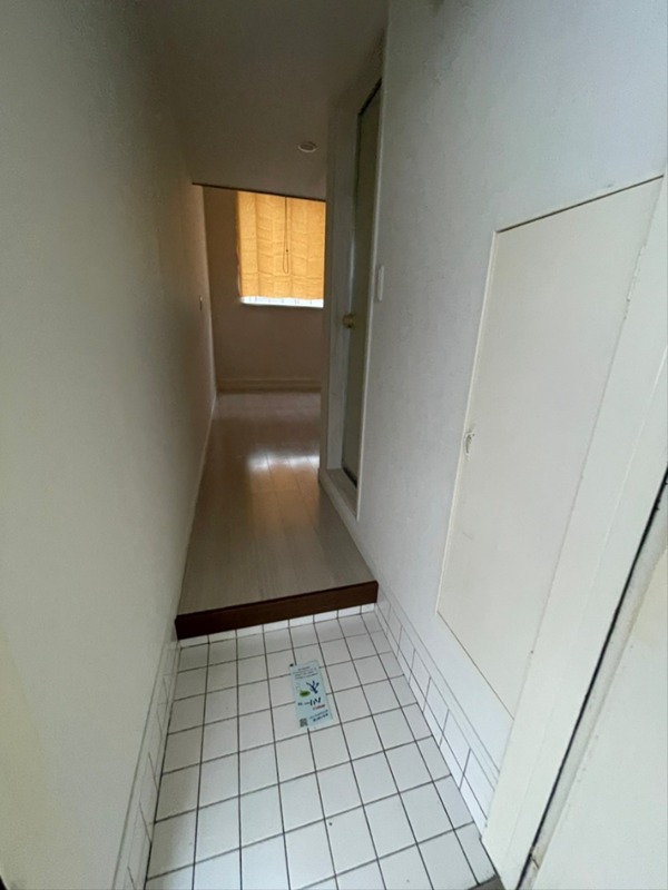 Access　若松町 玄関