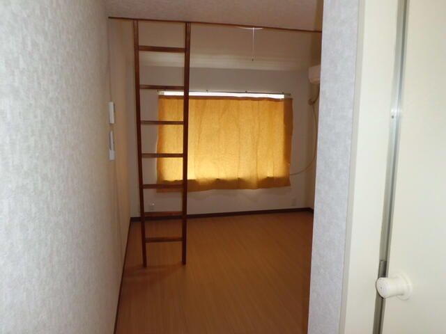 Access　若松町 リビング