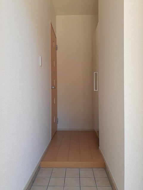 グリーンフォレストＣ 玄関