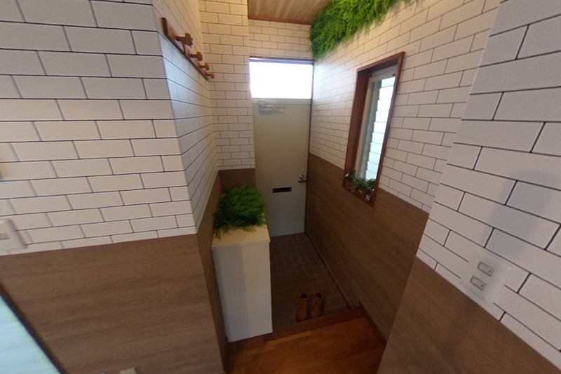 マーガレットハウス 玄関