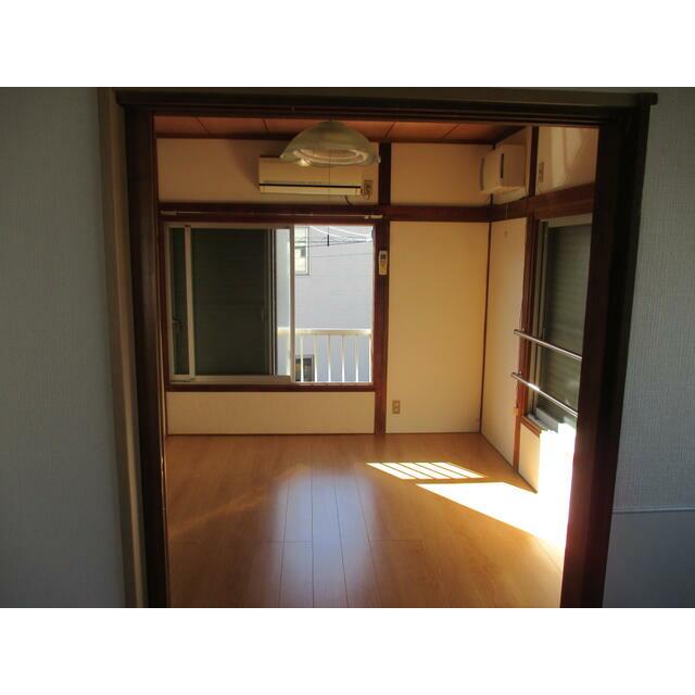 石垣荘 玄関