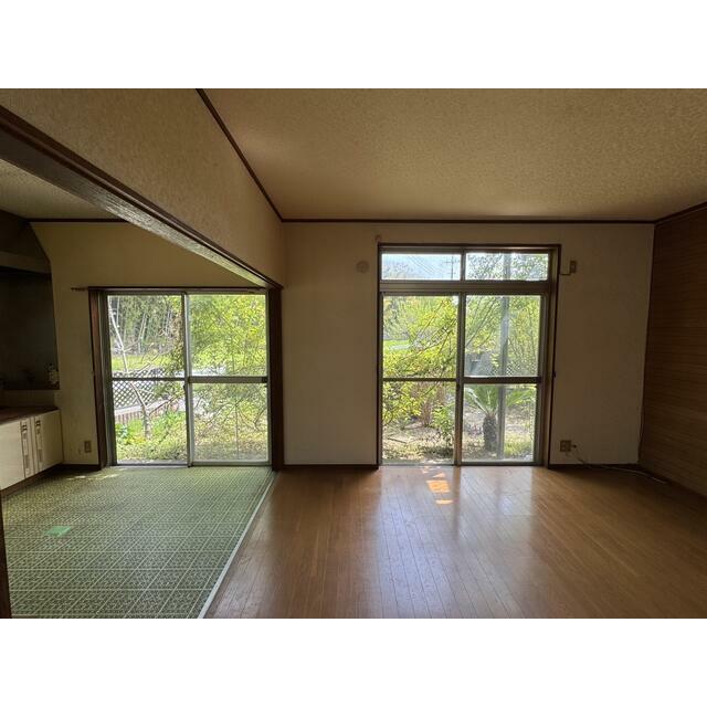 生沢Ｔ リビング