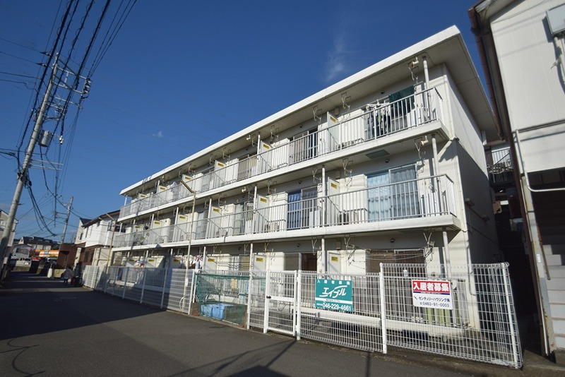 第１コーポナルセ 302号室 外観