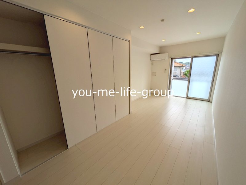 リブリ・アジール・リラ リビング