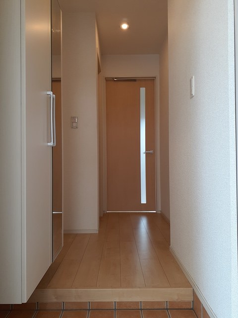 ウッド　ビレッジ 玄関