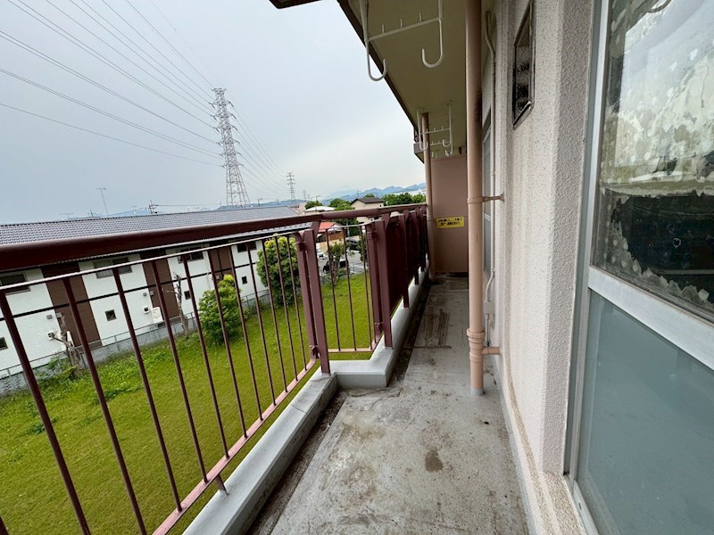 くずは台団地　7号棟 ベランダ