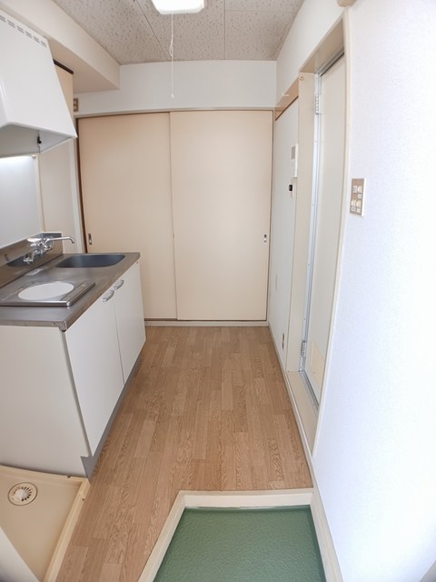 本町レジデンス 玄関