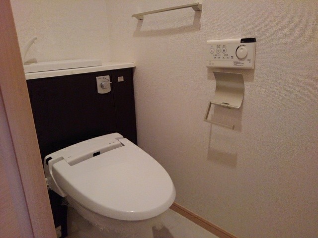 ヴァイオレットアツギ その他4
