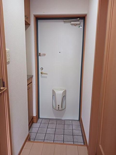 ブローテ本厚木 玄関