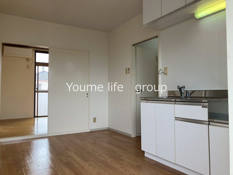 葉月ハイツA リビング