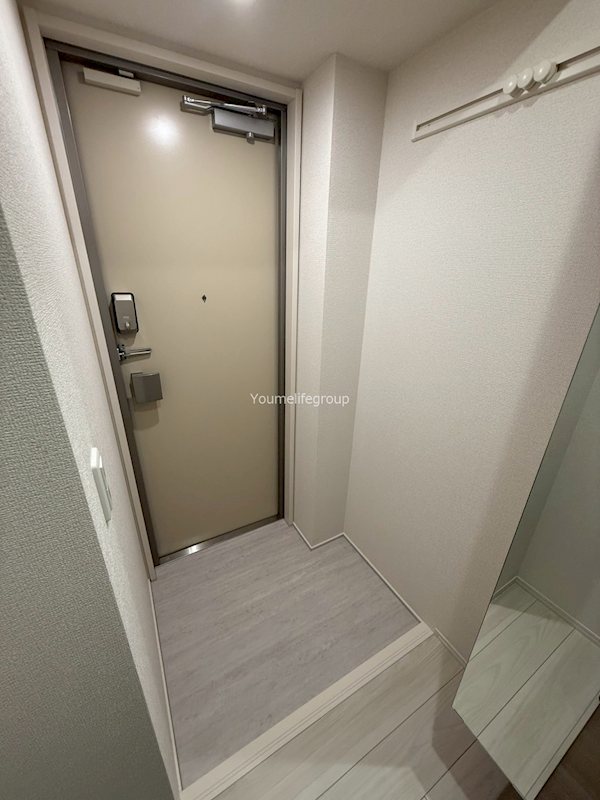 リッシュ湘南 玄関