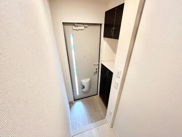 フレーヴ　カネヨシＢ棟 玄関
