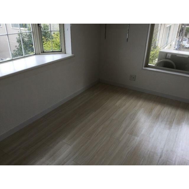 Ｔｈｙｍｏｓ三田 リビング