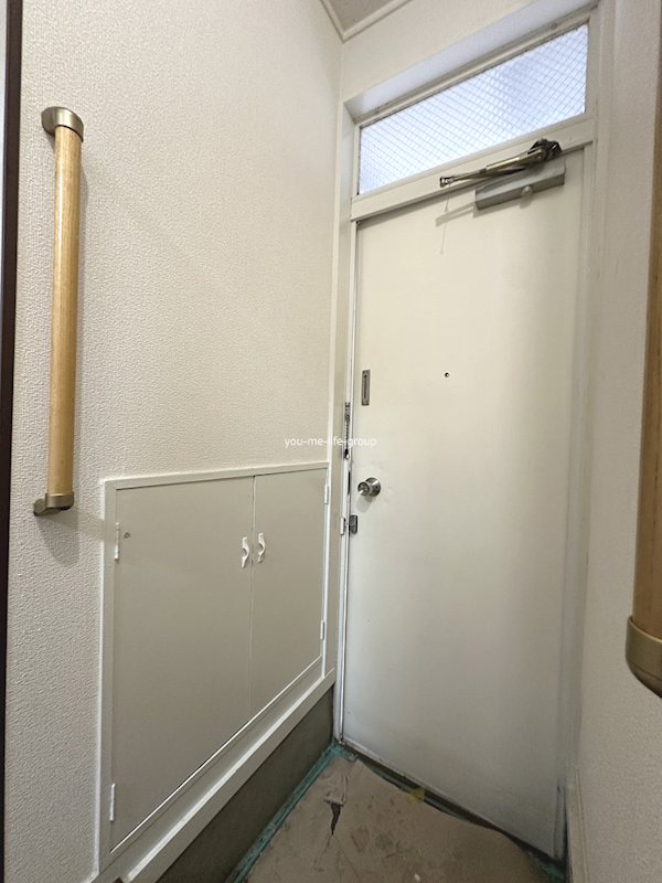 アーデルホーム 玄関