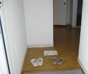 湘南パレス 玄関