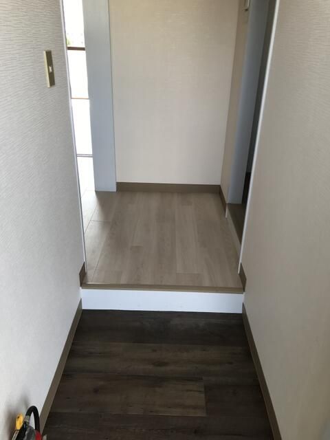 ライラックマンション 玄関